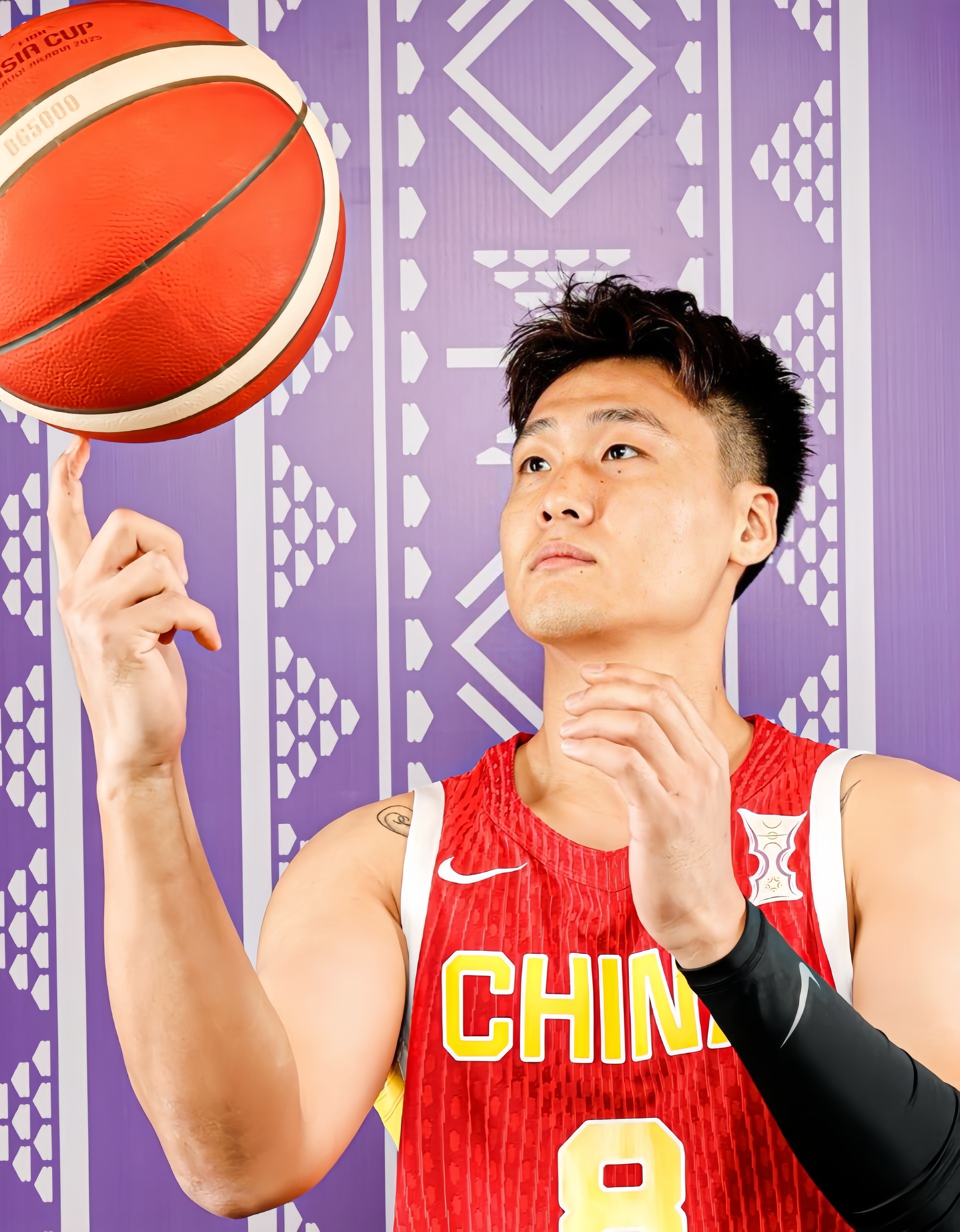 包含国际比赛日山东男篮调整名单以备足总杯，状态回暖环节打磨，悬念犹存，心理建设被强调的词条-开云